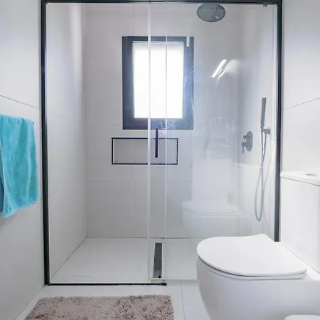 Cubo's Palmera Adults Only Villa *