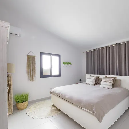 Cubo's Palmera Adults Only Villa