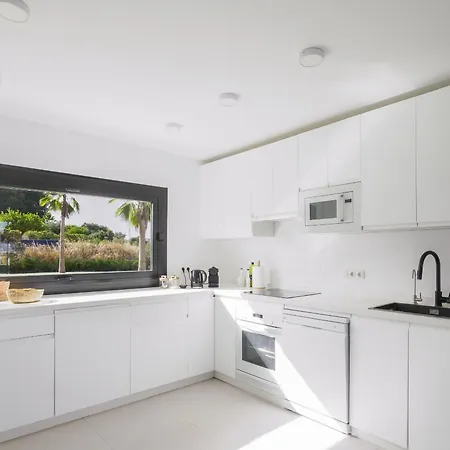 Villa Cubo's Palmera Adults Only *