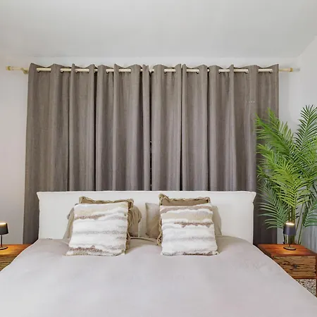 Villa Cubo's Palmera Adults Only