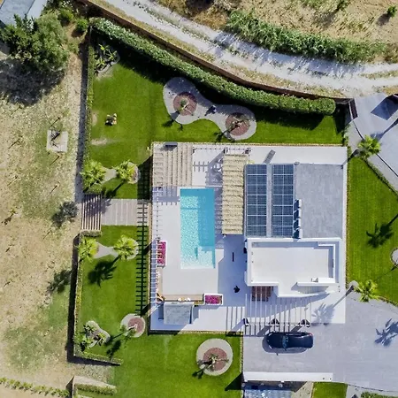Villa Cubo's Palmera Adults Only